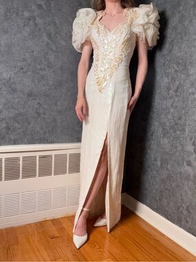 Alyce Designs Vintage 80s Sequin Beaded Wedding Gown Puff Sleeve Keyhole Back